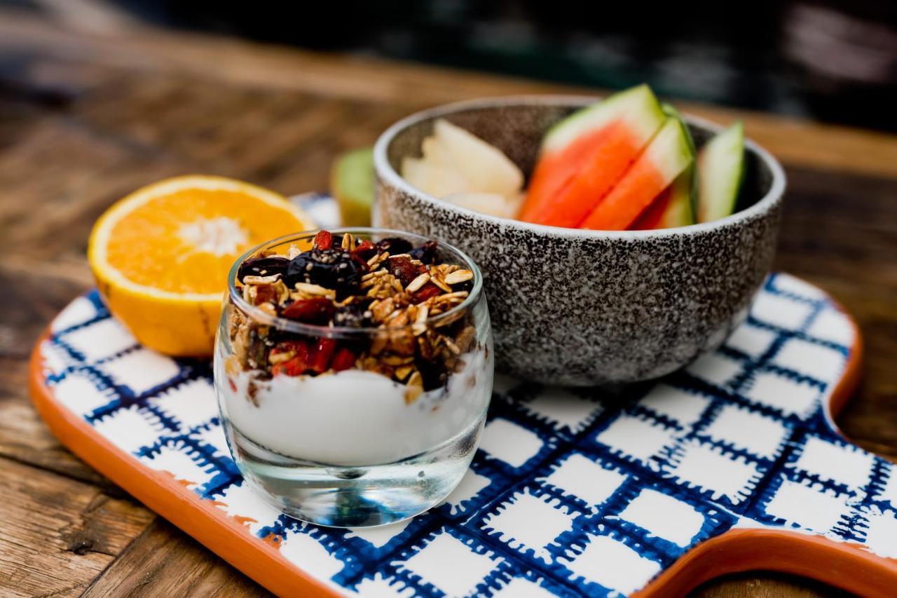 138 Liberdade Hotel Lisboa Exteriör bild Fruit and granola