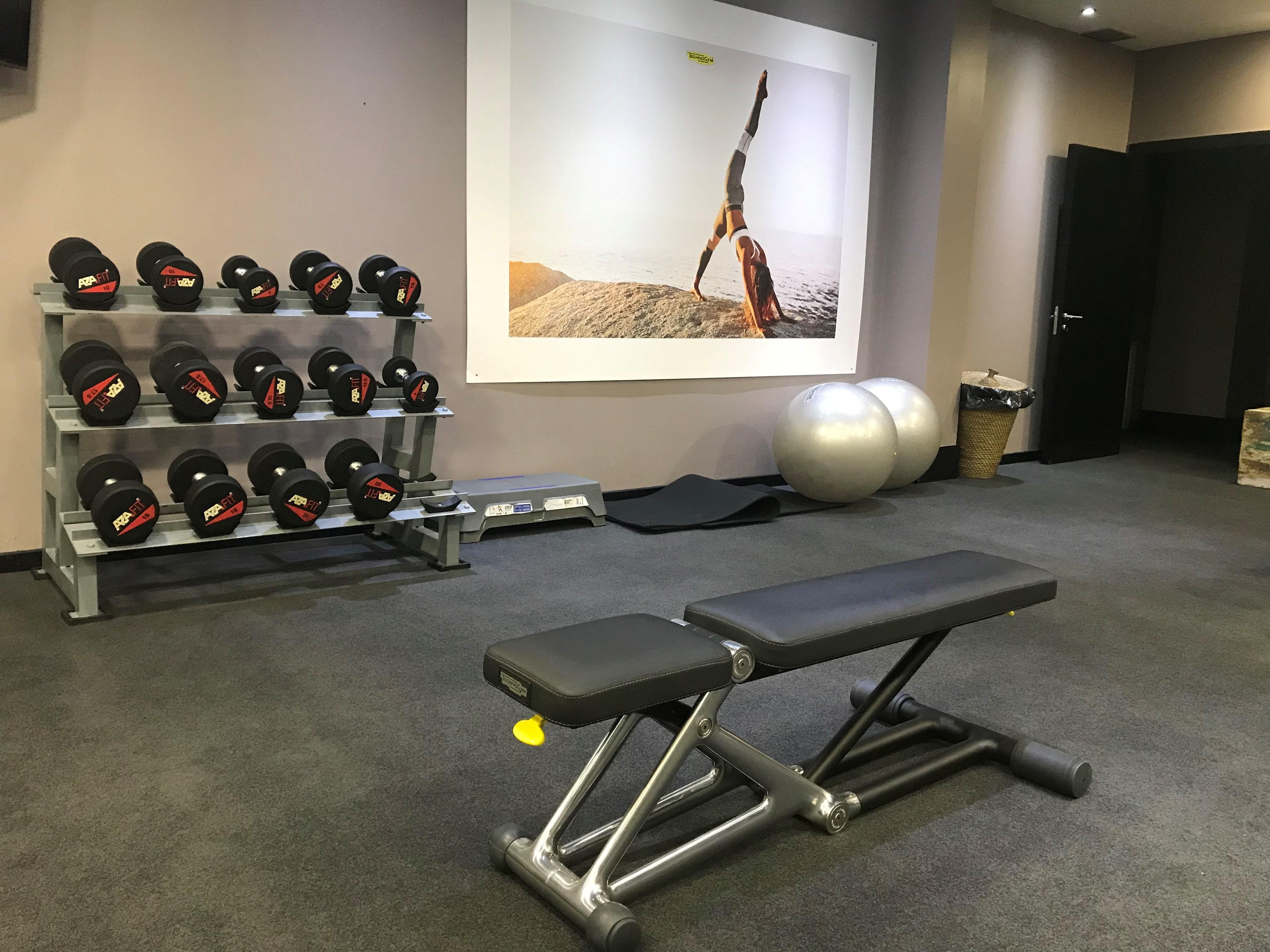 138 Liberdade Hotel Lisboa Exteriör bild A weight bench